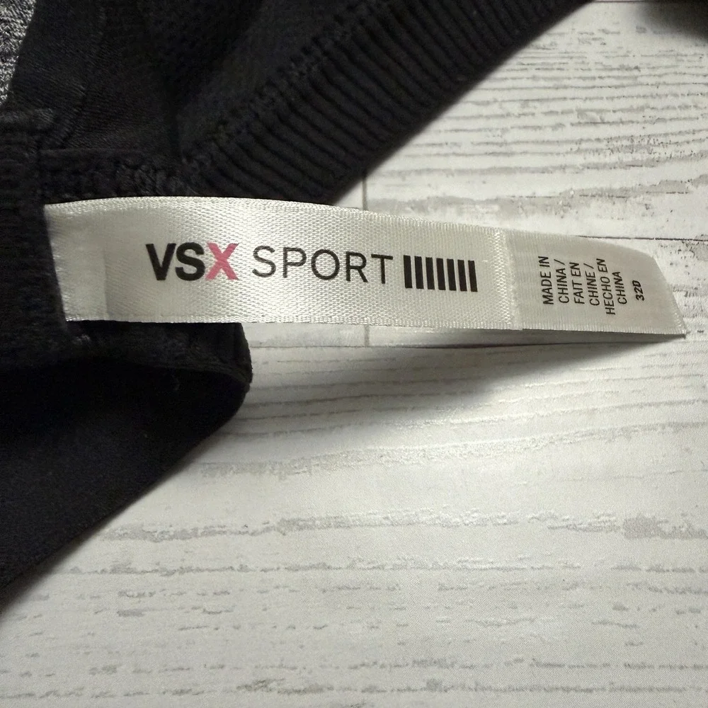 Victoria's Secret VSX‎ Sport Bra 32D Black/Gray Padded Racerback Cushioned Wired